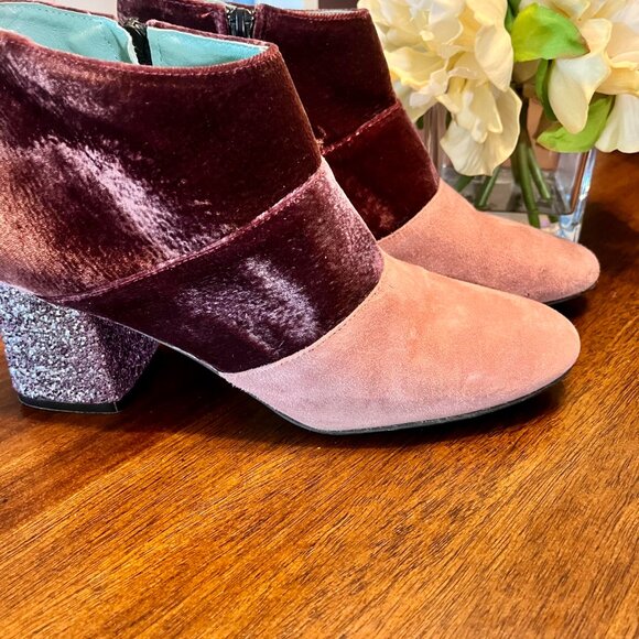 Anthropologie Pink Tonal LAB Suede Glitter Block Heel Ankle Boots Size 38 (8) - Picture 2 of 9